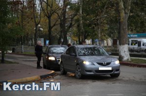 Новости » Криминал и ЧП: В Керчи столкнулись две иномарки