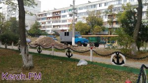 Новости » Коммуналка: В Керчи несколько дней не могут починить порыв водовода