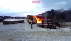 На стройке Керченского моста сгорел автомобильный кран (видео)