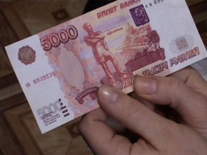 Путин поручил выплатить всем пенсионерам по 5 тысяч рублей