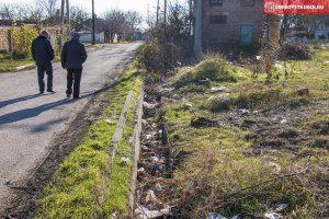 Новости » Общество: В Капканах, несмотря на обещания, так и не отремонтировали ливневку