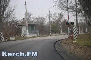 Новости » Общество: В Керчи заасфальтировали участок трассы Е97