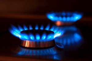 Новости » Общество: В 2017 году крымчан ждет незначительное повышение цен на газ