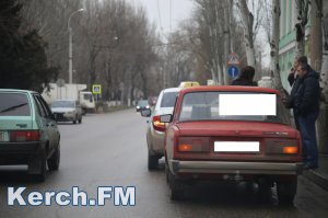 В Керчи на Кирова произошла авария
