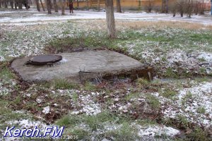 В Керчи в районе Войкова произошел очередной порыв водовода