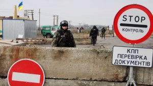 Украинцев, которые приезжают в Крым, предлагают считать