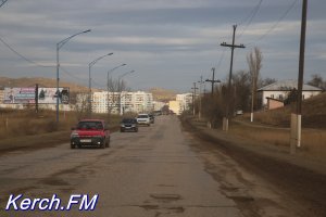 Служба автомобильных дорог просит крымчан сообщать о ямах по телефону