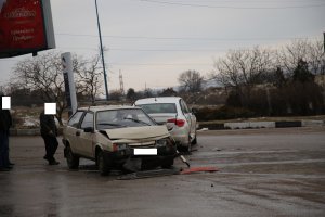 В Керчи столкнулись три автомобиля