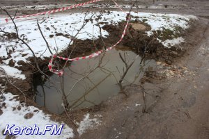 Ты репортер: В поселке Мичурино по дорогам вода течет почти две недели