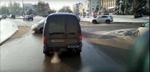 Новости » Общество: В Керчи учебный автомобиль проехал на красный светофор