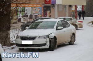 В Керчи столкнулись «Škoda» и «Chery»