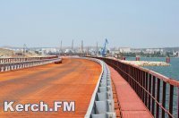 Безопасность подхода к мосту через Керченский пролив обеспечит Минтранс за 2 млрд руб