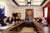 Новости » Общество: Керчане массово жалуются в администрацию  города на высокие тарифы на отопление