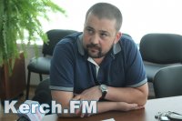 Новости » Криминал и ЧП: В Керчи 80% автомобильных дорог опасны для движения по ним, - Самбай