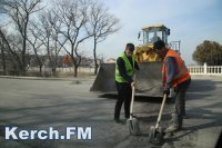 Новости » Общество: На керченской трассе к 1 апреля обещают завершить ремонт 32 км дороги