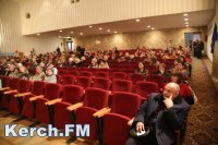 Новости » Общество: В Керчи был полупустой зал на концерте, посвященном «Крымской весне»