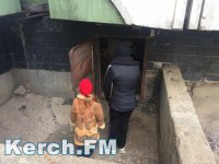 В Керчи у женщины забрали 7-летнюю дочь, которая жила в подвале многоэтажки
