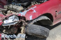 Новости » Криминал и ЧП: На выезде из Керчи столкнулись две иномарки