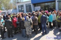Новости » Общество: Сотрудники бывшего завода «Войкова» предлагают продать посуду и этими деньгами с ними рассчитаться