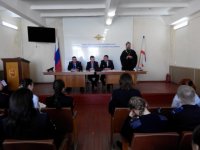 Полицейским Ленинского района священник рассказывал о толерантности и мире