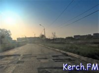 В Керчи улицу Ворошилова снова подготавливают к ямочному ремонту