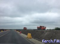 На 7 км от Керчи в сторону Феодосии заасфальтировали новый участок дороги