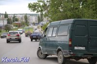 В Керчи на Куль-Обинском шоссе столкнулись несколько авто