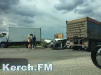 Керчанин стал свидетелем крупной аварии на трассе