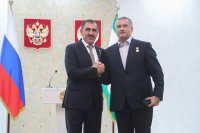 Главу Крыма Сергея Аксенова наградили медалью за развитие Ингушетии