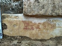 Новости » Общество: В ходе раскопок кургана «Госпитальный» в Керчи обнаружили уникальные рисунки
