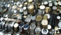В Керчи предприниматель торговал поддельными часами