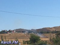 Новости » Криминал и ЧП: В Керчи с утра горела сухая трава в нескольких местах