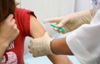 Новости » Общество: В Керчи не во всех больницах начали прививать от гриппа