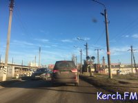 Новости » Общество: Керчане просят расширить ж/д переезд на «Нижнем Солнечном»
