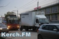 Новости » Криминал и ЧП: В Керчи произошла авария с участием  троллейбуса