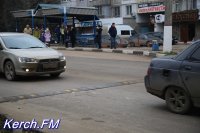 Новости » Общество: В Аршинцево появились лежачие полицейские, но пешеходные переходы вернули не везде