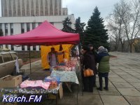 В праздники перед ДК «Корабел» прошла сельскохозяйственная ярмарка