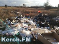 В Керчи в степи в районе Третьего Самостроя образовались свалки мусора