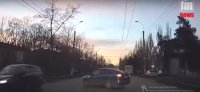 Новости » Общество: Водители в Керчи нарушают ПДД (видео)
