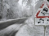 Новости » Общество: Спасатели напоминают водителям о трудностях на трассе и в горах зимой