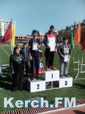 Новости » Спорт: Керчане привезли золотые медали с республиканского турнира по атлетике
