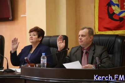 Депутаты Керчи дали разрешение «Керчьгортрансу» на проведение сделки в 85 млн рублей (видео)
