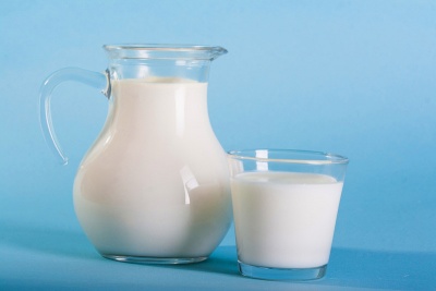 Новости » Общество: Покупка госучреждениями крымского молока позволила сэкономить 23 млн руб