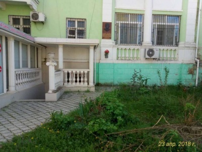 Новости » Общество: В Керчи предпринимателя оштрафовали за не тот цвет фасада здания в центре