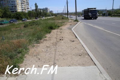 На Будённого в Керчи забыли доделать пешеходные дорожки