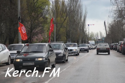 Молодёжь организует массовый автопробег по Крымскому мосту в День России