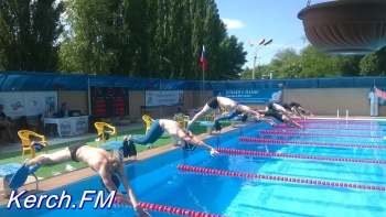 Керчане привезли победы с чемпионата по плаванию в Таганроге