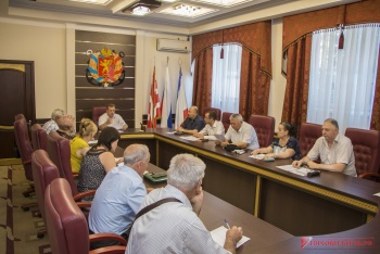 Новости » Общество: Представители национальных общин Керчи совещались с властями