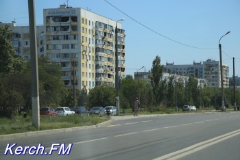 Керчане в жару остались без остановок в городе