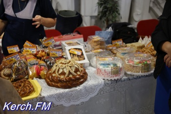 Хлеб, туалетная бумага и кастрюли – в Керчи прошла выставка производителей